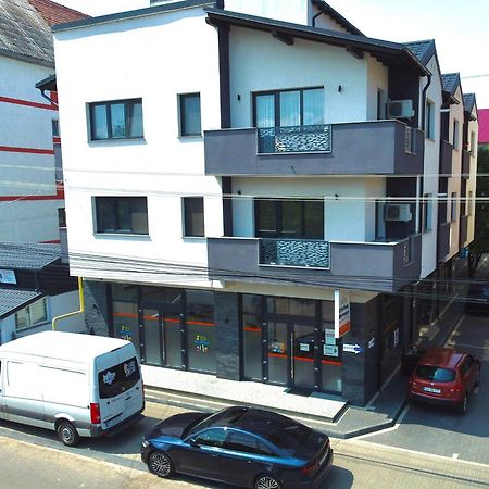 Astar Apartments - Extra Large Rădăuţi Екстериор снимка