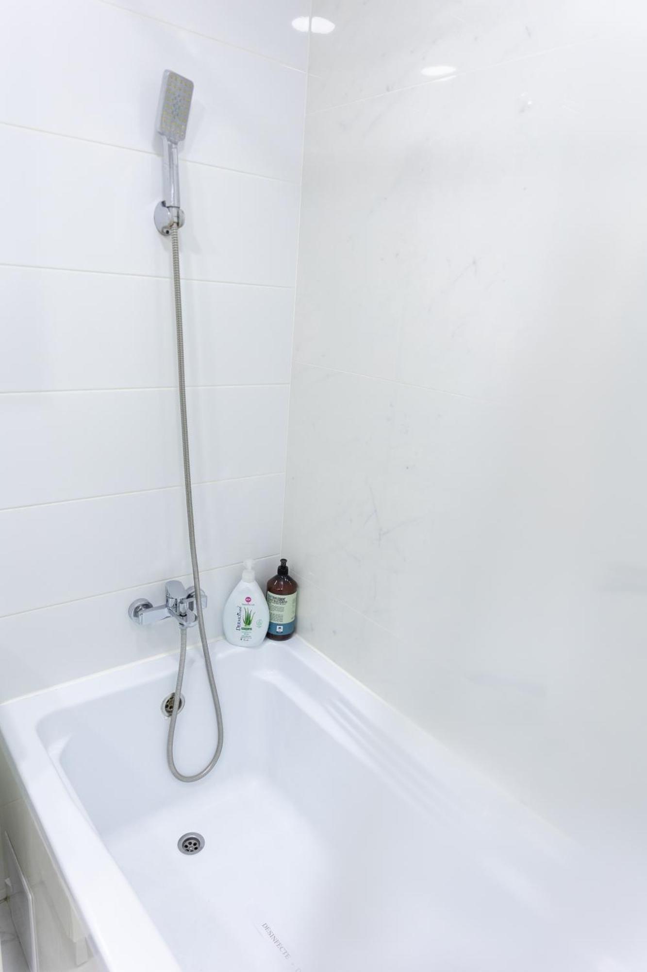 Astar Apartments - Extra Large Rădăuţi Екстериор снимка