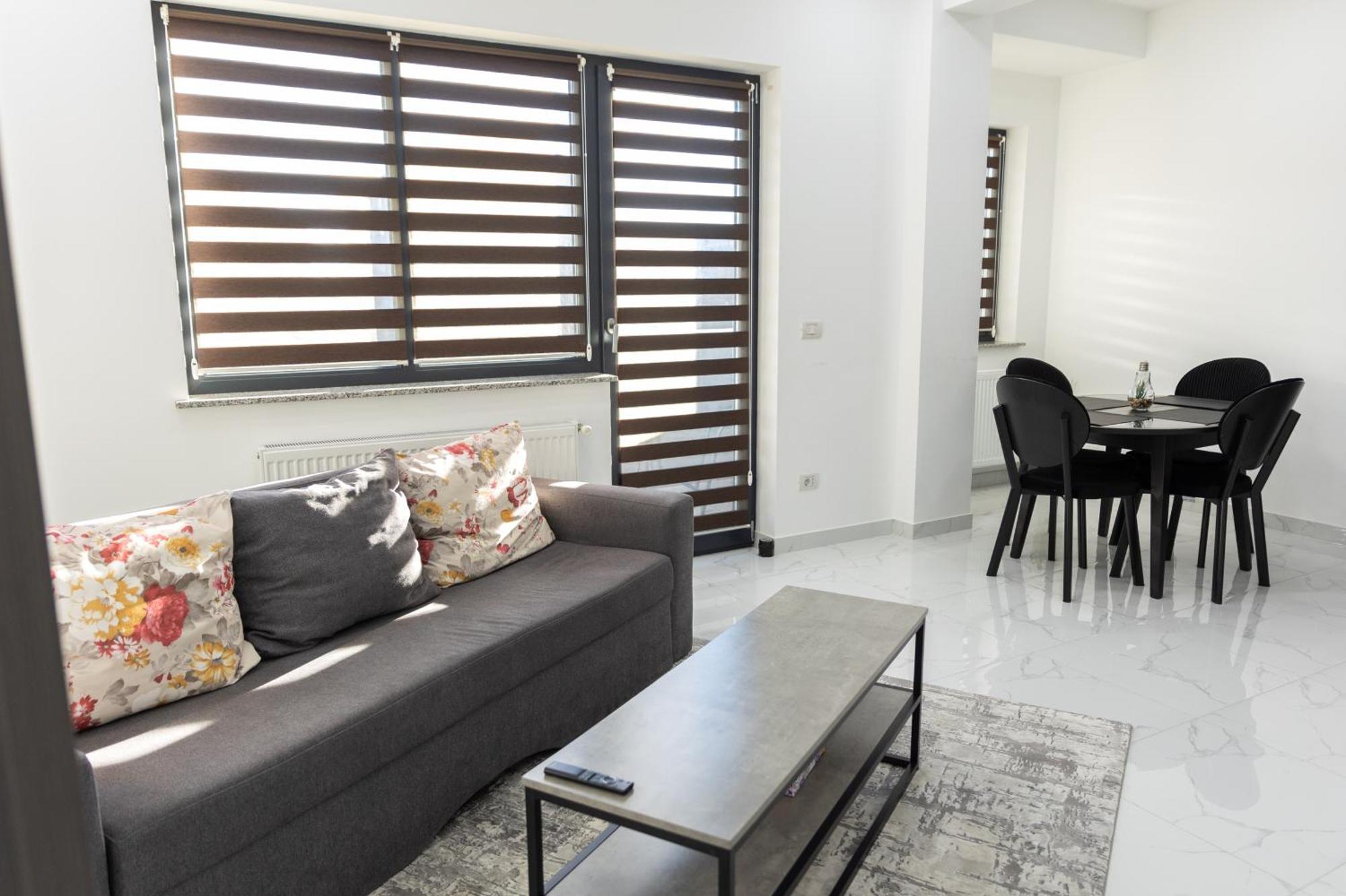 Astar Apartments - Extra Large Rădăuţi Екстериор снимка